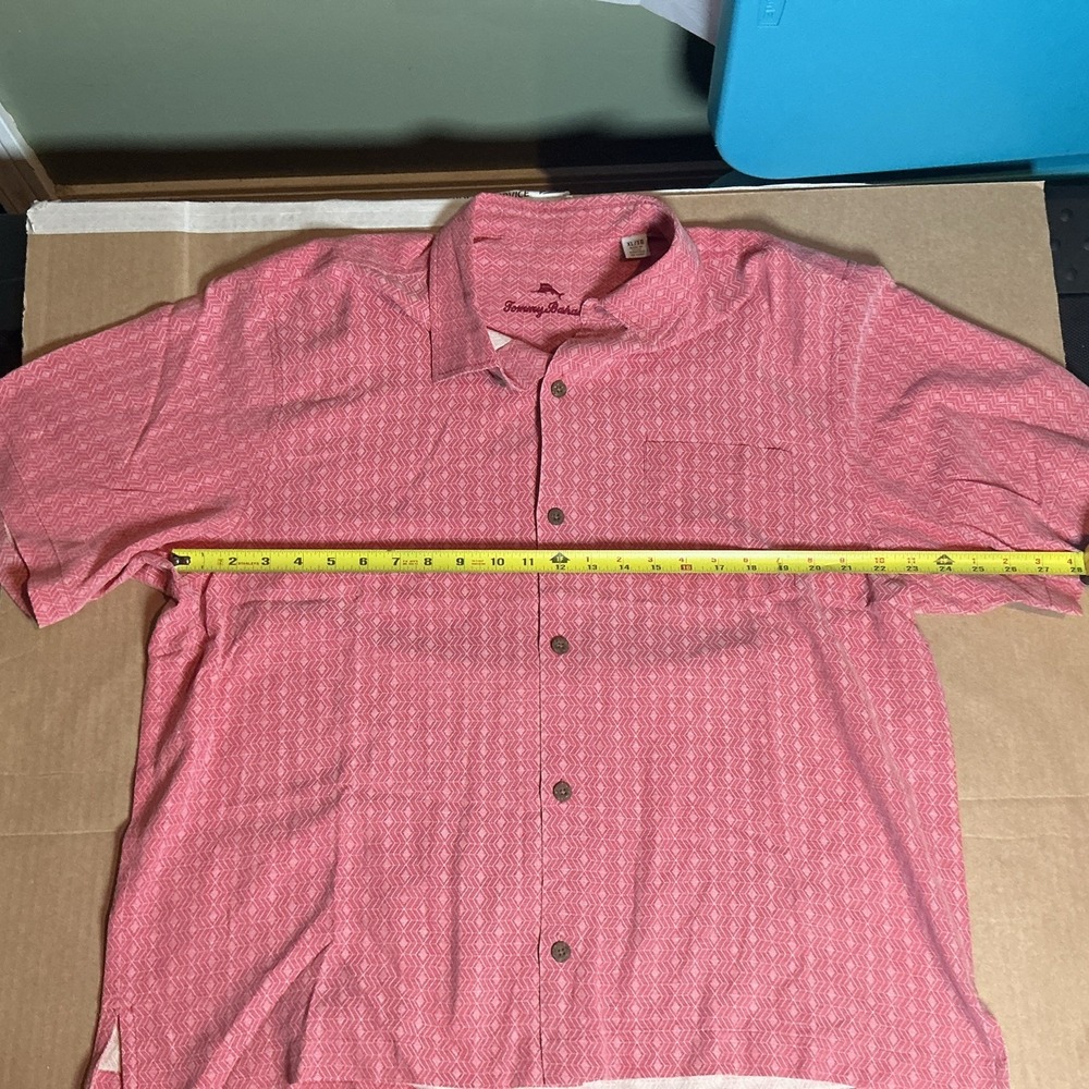 Tommy Bahama Size XL/Red